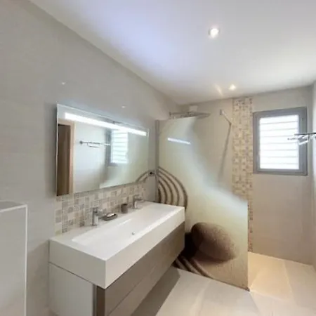 Villa De Standing Piscine Privee A 15 Min Des Plages 8vb11