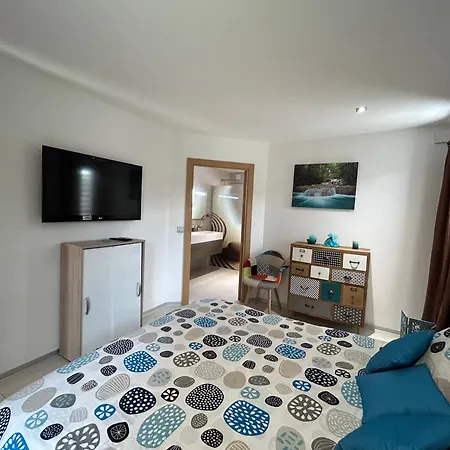 De Standing Piscine Privee A 15 Min Des Plages 8vb11 וילה פרפיניין